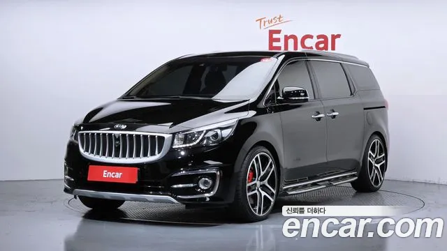 Kia Canival 2016 — photo 1