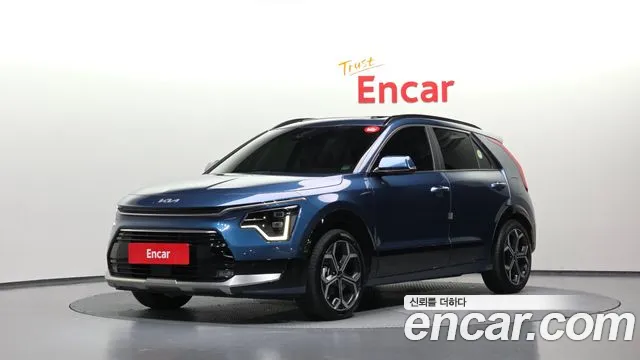 Kia Niro 2022 — photo 1
