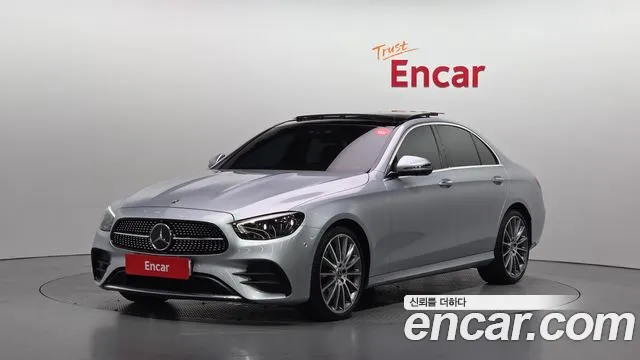 Mercedes-Benz E-Class 2022 — photo 1