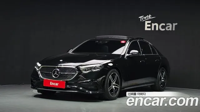 Mercedes-Benz E-Class 2024 — photo 1