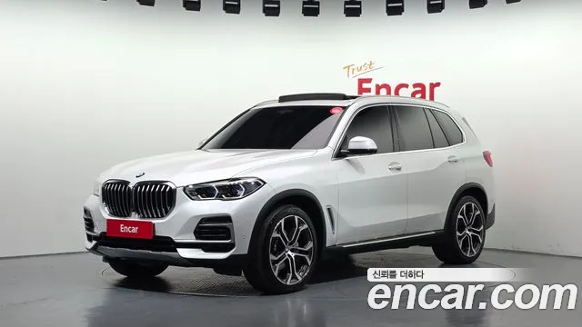 BMW X5 2022 — photo 1