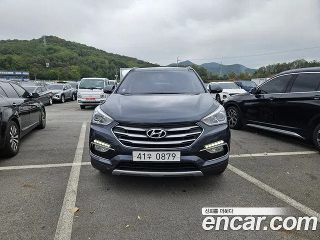 Hyundai Santafe 2016 — photo 1