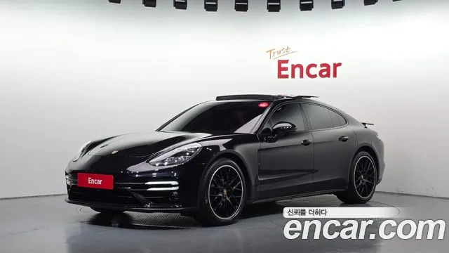 Porsche Panamera 2021 — photo 1