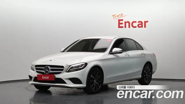 Mercedes-Benz C-Class 2019 — photo 1