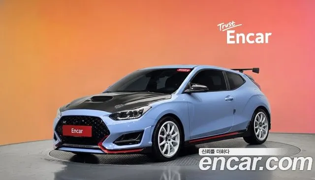 Hyundai Veloster 2021 — photo 1
