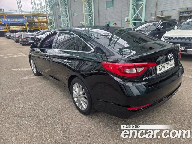 Hyundai Sonata 2015 — photo 1