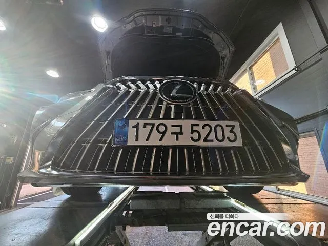 Lexus ES 2026 — photo 1