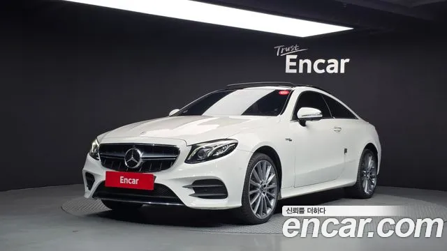 Mercedes-Benz E-Class 2019 — photo 1