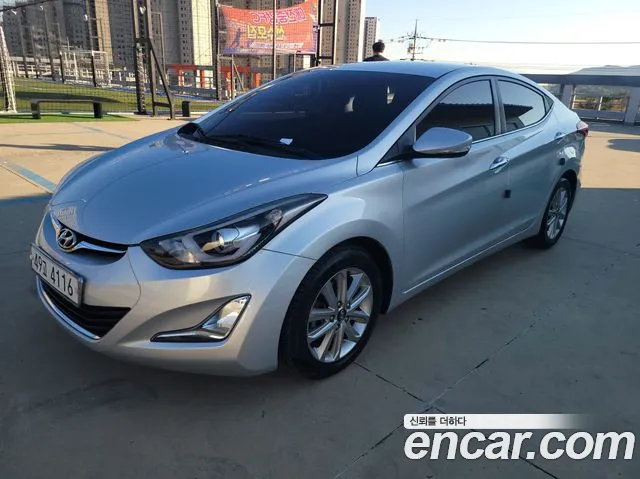 Hyundai AVANTE 2015 — photo 1