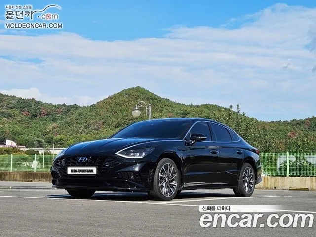 Hyundai Sonata 2022 — photo 1