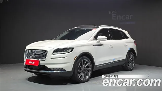 Lincoln Nautilus 2022 — photo 1