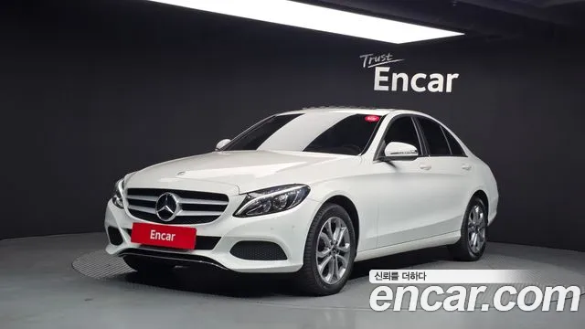 Mercedes-Benz C-Class 2018 — photo 1