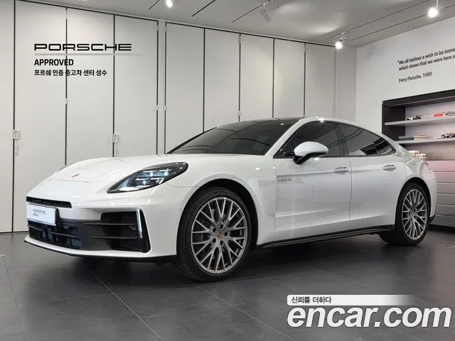 Porsche Panamera 2025 — photo 1