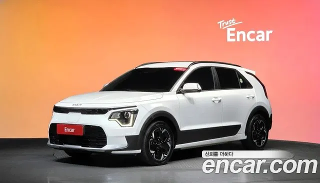 Kia Niro 2024 — photo 1