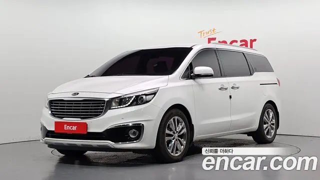 Kia Canival 2018 — photo 1