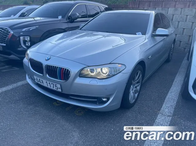 BMW 5-Series 2013 — photo 1