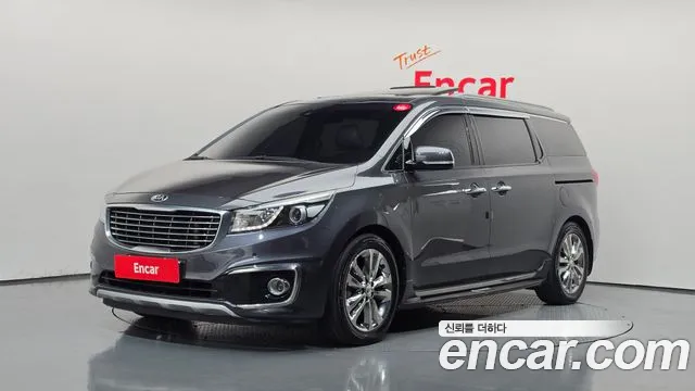 Kia Canival 2016 — photo 1