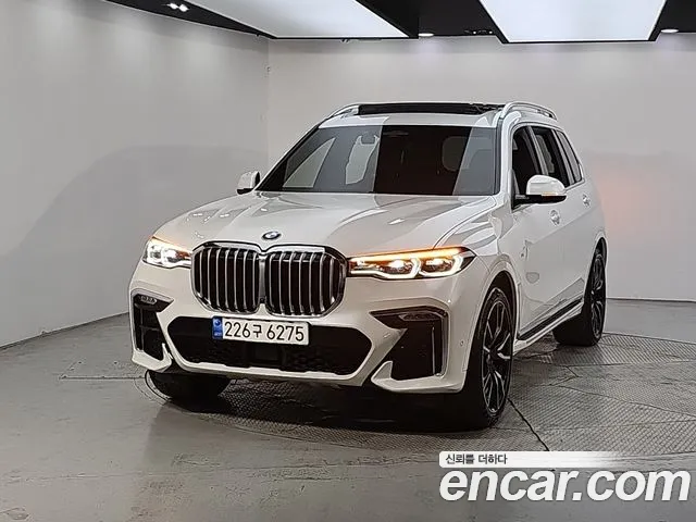 BMW X7 2021 — photo 1