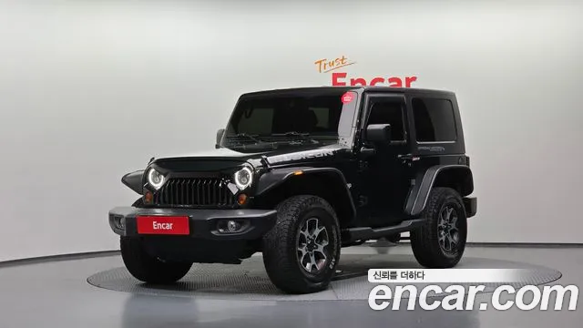 Jeep Wrangler 2010 — photo 1