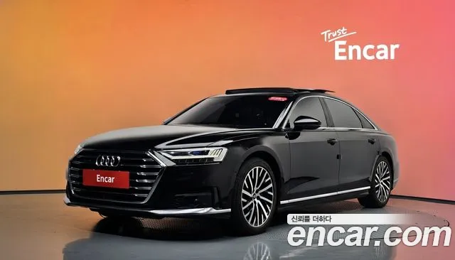 Audi A8 2021 — photo 1
