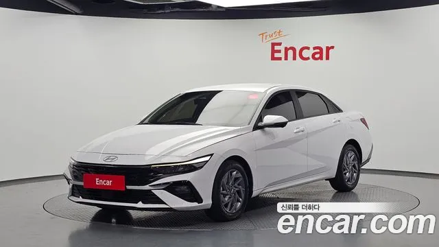 Hyundai AVANTE 2024 — photo 1