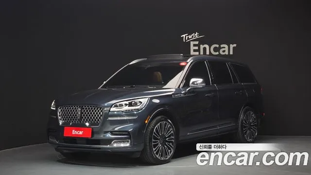 Lincoln Aviator 2021 — photo 1