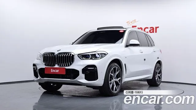 BMW X5 2022 — photo 1