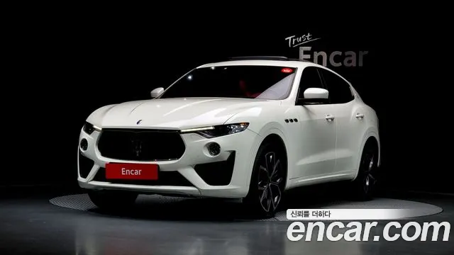 Maserati Levante 2019 — photo 1