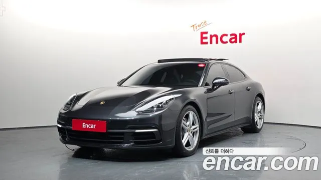 Porsche Panamera 2018 — photo 1