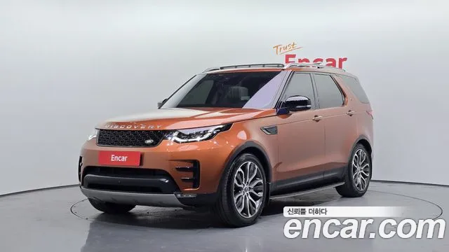 Land Rover Discovery 2017 — photo 1