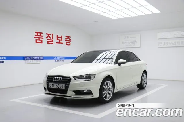Audi A3 2014 — photo 1