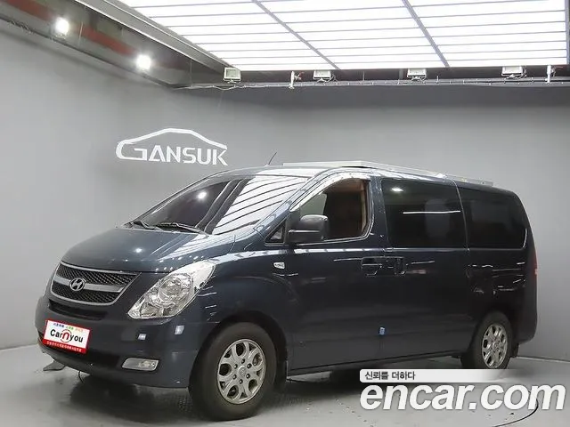 Hyundai Starex 2015 — photo 1