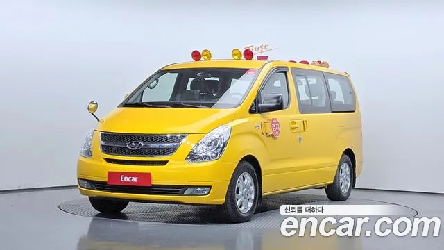 Hyundai Starex 2016 — photo 1