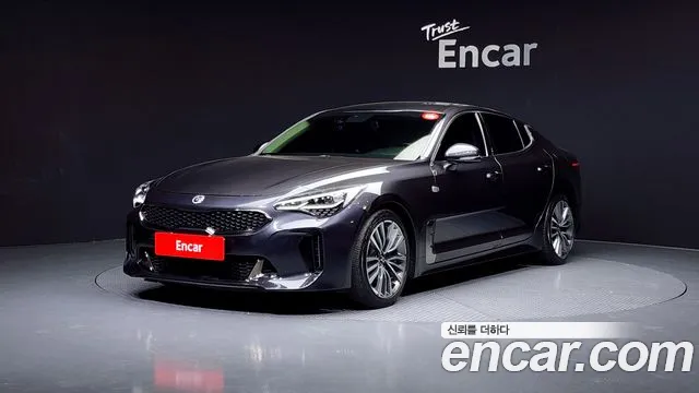 Kia Stinger 2018 — photo 1