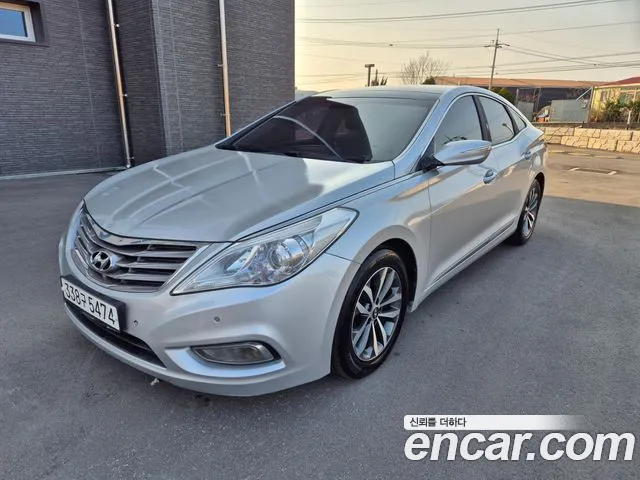 Hyundai Grandeur 2011 — photo 1