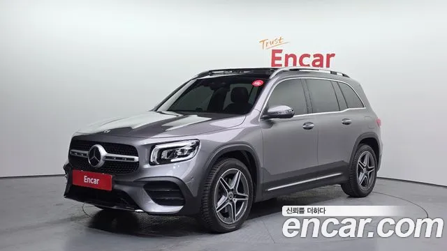 Mercedes-Benz GLB-Class 2022 — photo 1