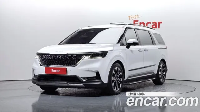 Kia Canival 2022 — photo 1