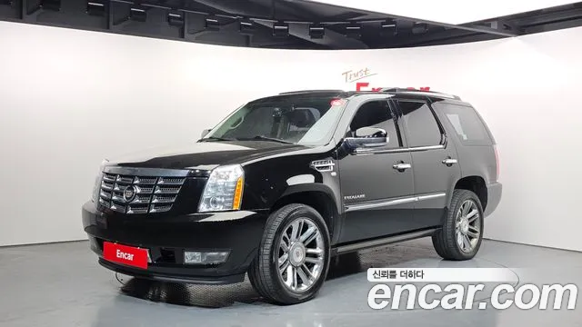 Cadillac Escalade 2012 — photo 1