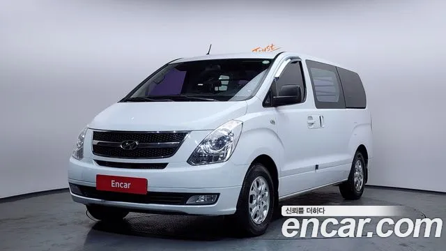 Hyundai Starex 2015 — photo 1