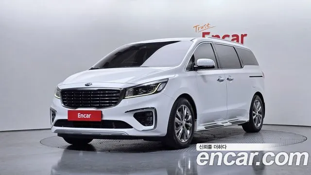 Kia Canival 2019 — photo 1