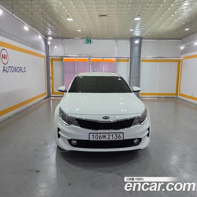 Kia K5 2018 — photo 1