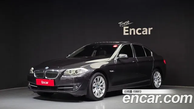 BMW 5-Series 2013 — photo 1