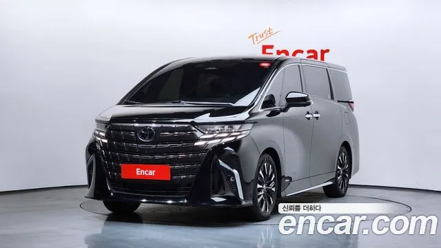 Toyota Alphard 2024 — photo 1