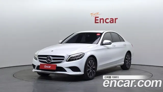 Mercedes-Benz C-Class 2019 — photo 1