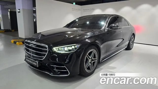 Mercedes-Benz S-Class 2023 — photo 1