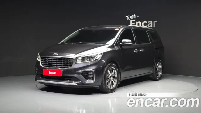 Kia Canival 2019 — photo 1