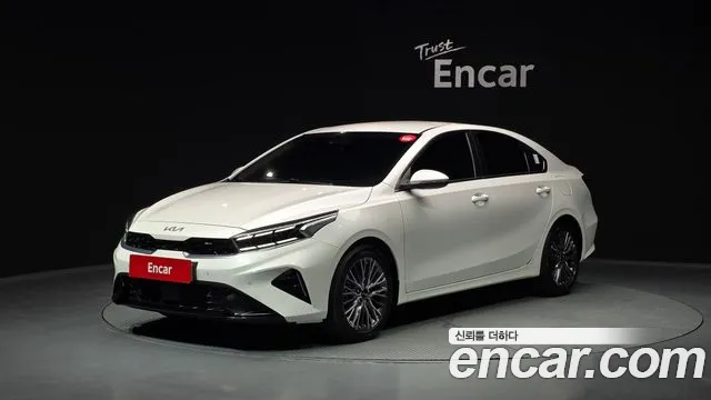 Kia K3 2022 — photo 1