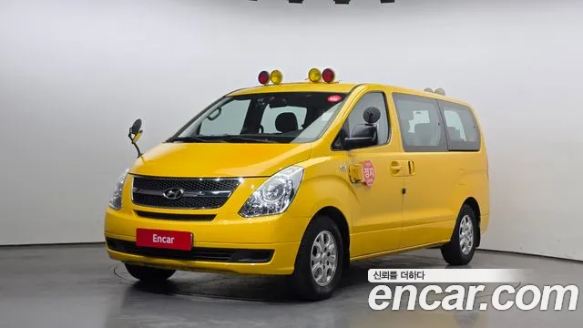 Hyundai Starex 2015 — photo 1