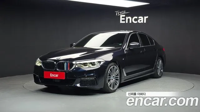 BMW 5-Series 2019 — photo 1