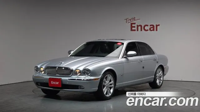 Jaguar XJ 2007 — photo 1